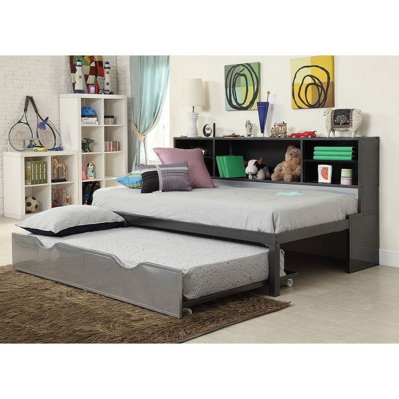 Renell Daybed Bed & Trundle in Black & Silver